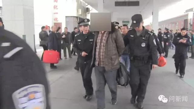 湖北多人坐火车逃票殴打列车员 47名警察抓捕