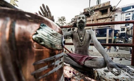 食人族猎食女子全过程(10)