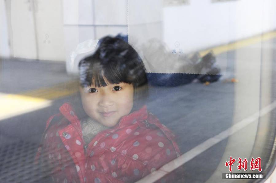  2016年 全国各地 春运开启 (1)_社会万象_光明网