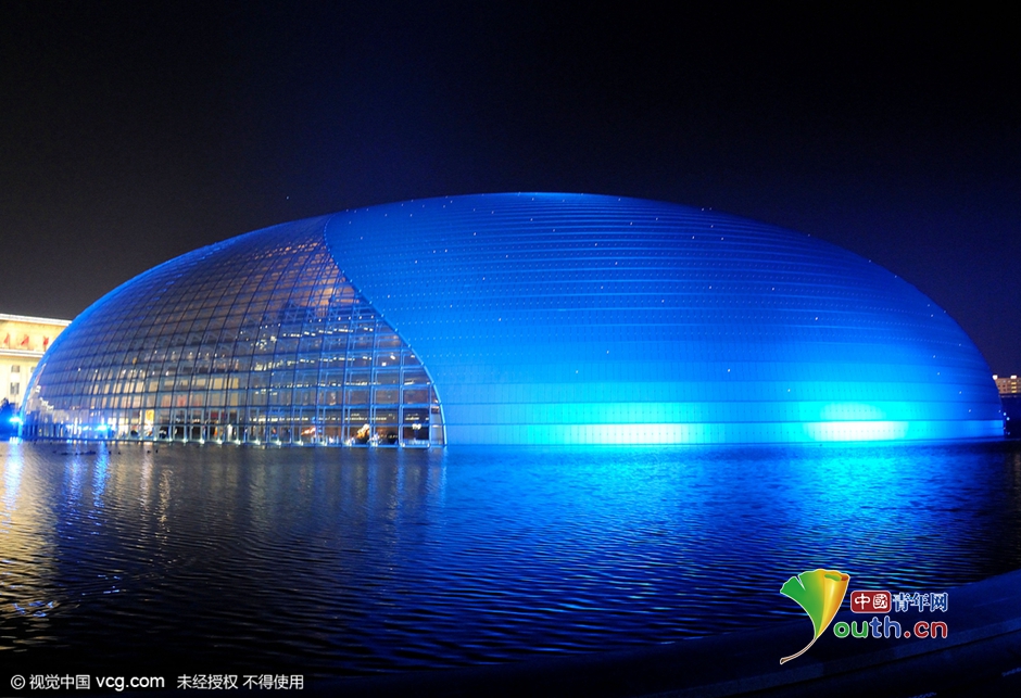 北京春节景观照明开启 天安门长安街夜色璀璨