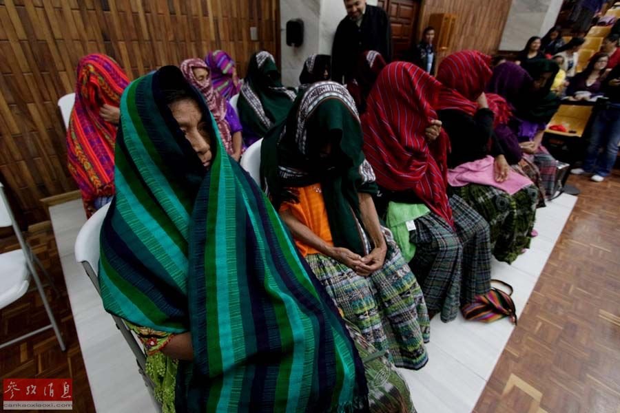 退休军官性奴役15名女性 最高被判240年(1)