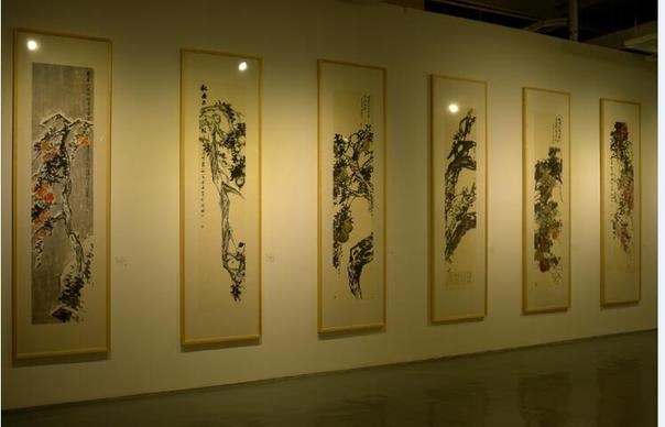 “齐物见心”写意花鸟画七人展(第二回)开幕 “齐物见心”写意花鸟画七人展(第二回)开幕