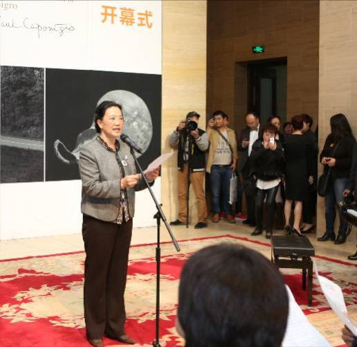 保罗展览隆重开幕 大师钢琴解读摄影