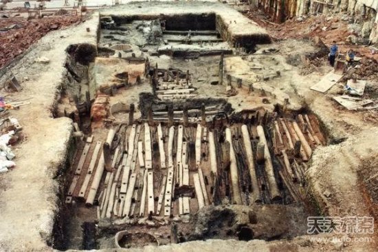 中国古代最牛帝王墓 2100年没人挖的动(1)