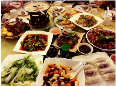 都市社交娱乐匮乏,除了吃饭还能干啥?