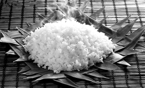 小暑到来：喝羊汤补阳气 饮酸梅汤消暑
