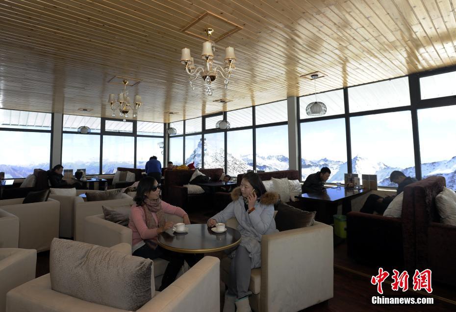 冰山上的『孤獨』咖啡館