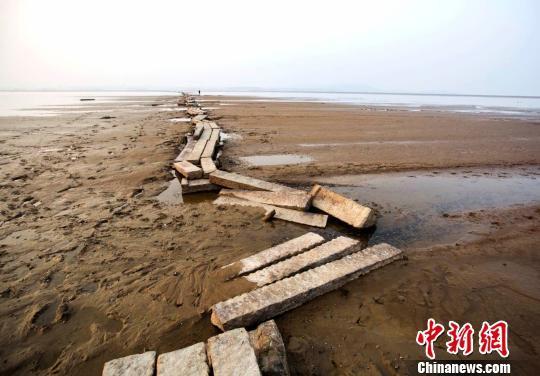 鄱阳湖明代“千眼”古石桥迎史上首次大修有948个桥孔