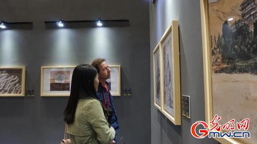 一带一路国际版画邀请展开幕