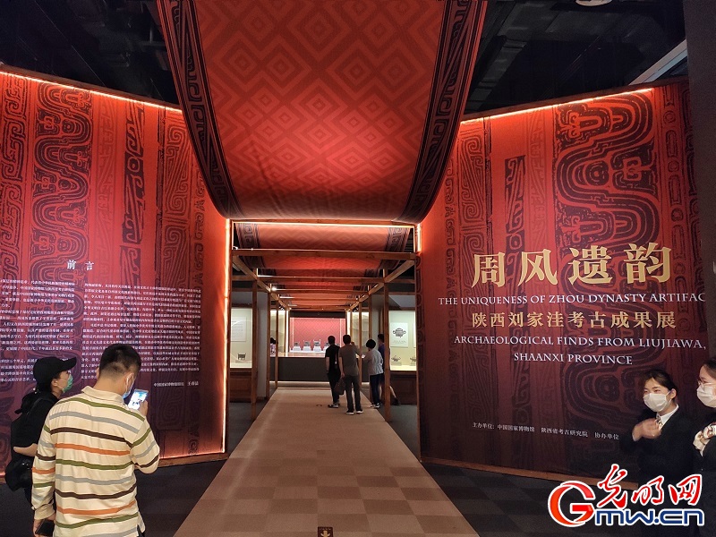国家博物馆：门扉重启待君归