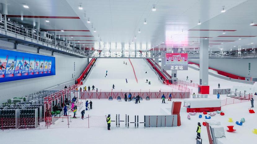 深国际·真悦天地首发项目正定热雪奇迹启幕 将成为京津冀滑雪新地标