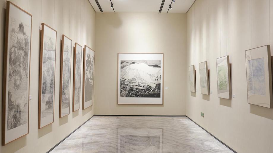“丹青有约——当代中国画油画比较展”在北京奥林匹克公园北园中轴奥森文化艺术中心美术馆开幕
