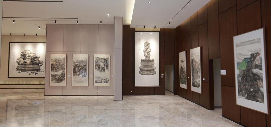 “丹青有约——当代中国画油画比较展”在北京奥林匹克公园北园中轴奥森文化艺术中心美术馆开幕