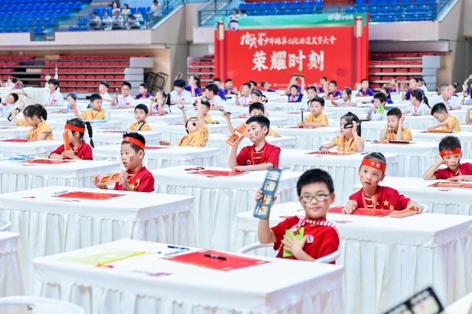 第七届“指尖上的智慧”青少年珠算文化非遗美育大会成都站圆满落幕