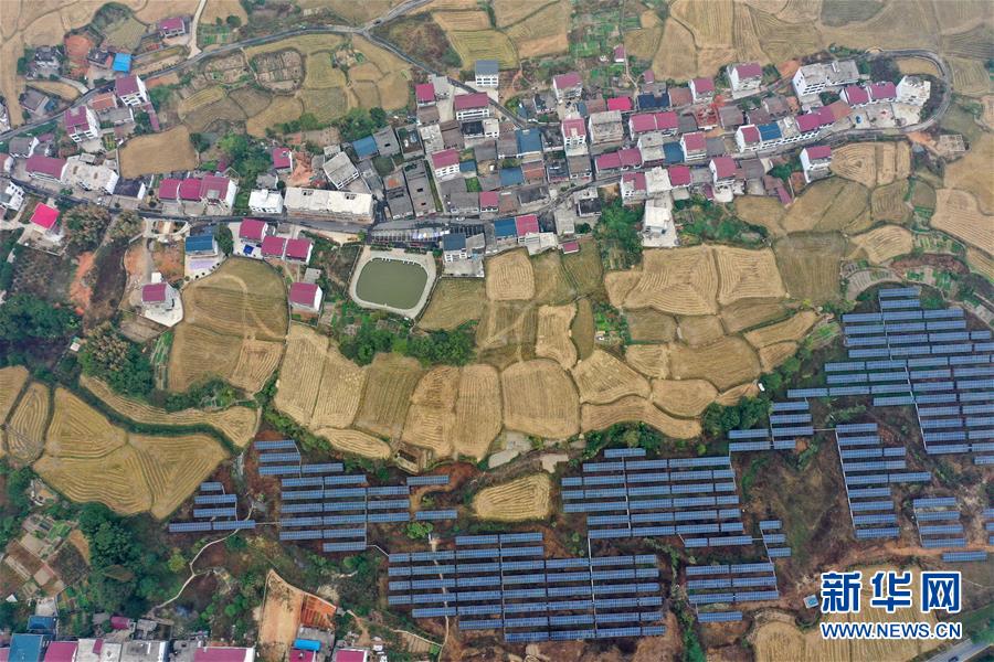 北大荒秋收系列图片亮相北京国际摄影周