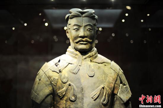 秦始皇帝陵博物院完成一号坑18件陶俑提取拼对
