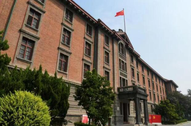 北京市文化和旅游局推出26条“缅怀·踏青——漫步北京清明节红色旅游主题游”线路
