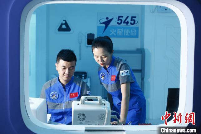 中国首部航天科普巨幕电影《火星使命》预计下半年上映