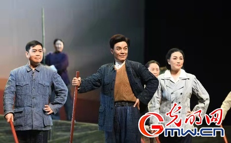 献礼建党100周年 豫剧《焦裕禄》在京演出