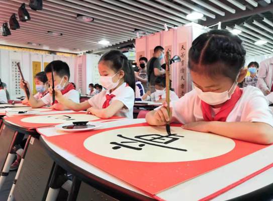 “写好汉字进社区”走进北京海淀