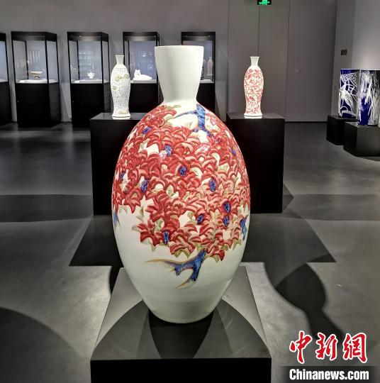 百年中国陶瓷发展史上经典名作上海展出
