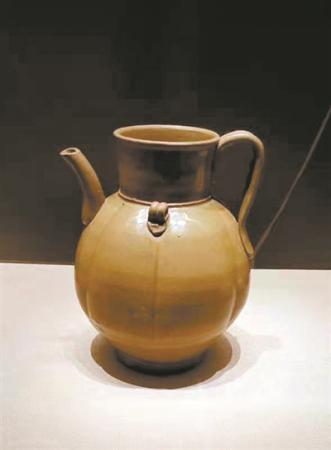 正在广州热展的它们是现代茶壶的“源头”