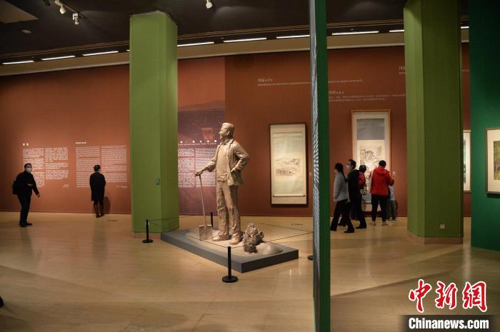 中国美术馆展出馆藏建设美丽中国题材的艺术精品