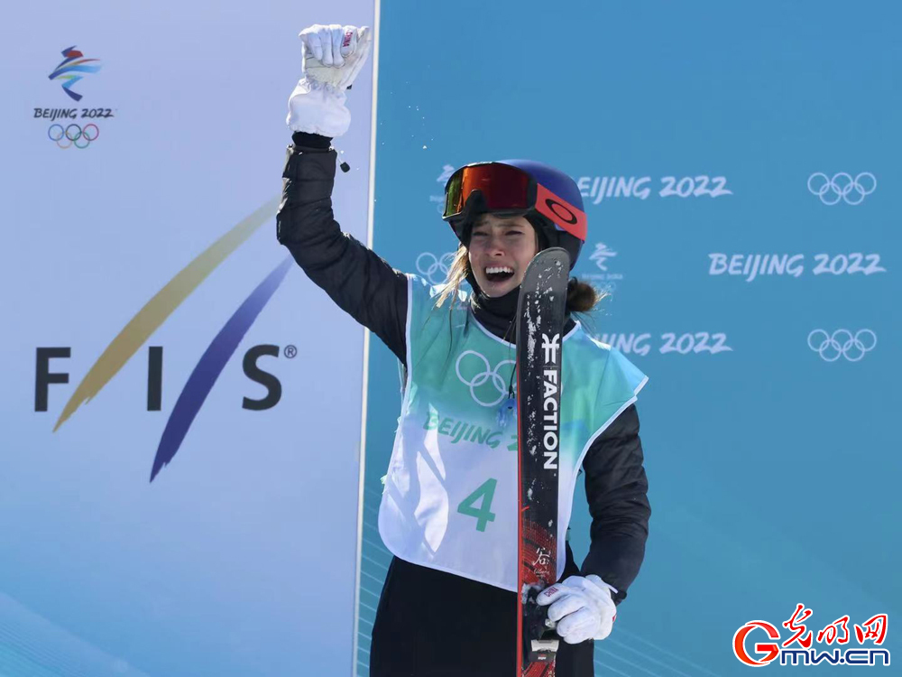 冬奥跳台滑雪冠军图片