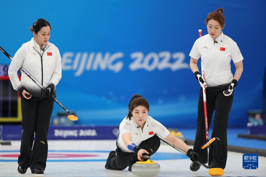 冰壶女子循环赛：中国队胜瑞典队