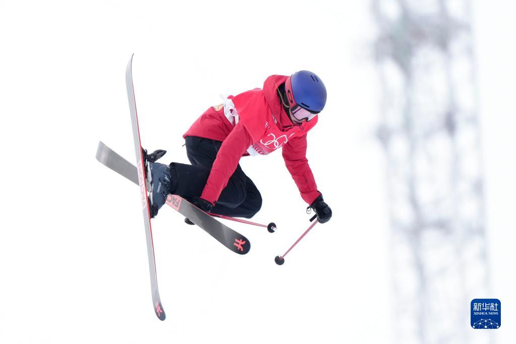 自由式滑雪女子U型场地技巧资格赛赛况