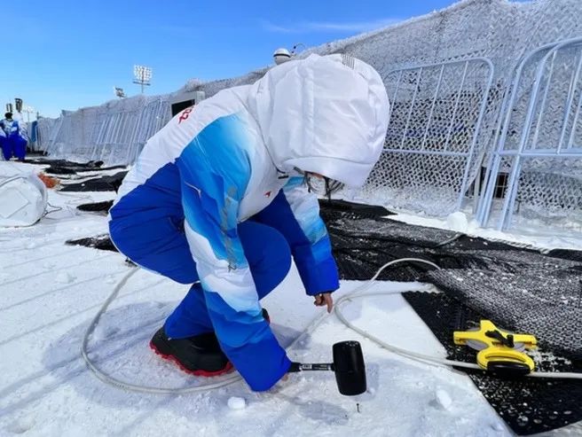 回望 | 那首关于冰雪志愿者的“冬奥之歌”