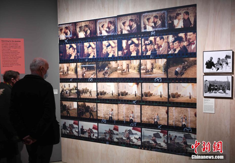 著名国际影星罗密·施奈德逝世40周年纪念展在巴黎揭幕