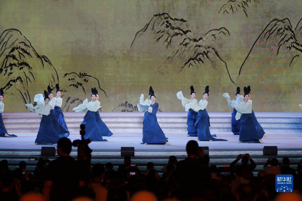 第十三届中国艺术节在雄安新区闭幕