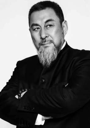 演员陆树铭突然去世 关羽形象难以超越