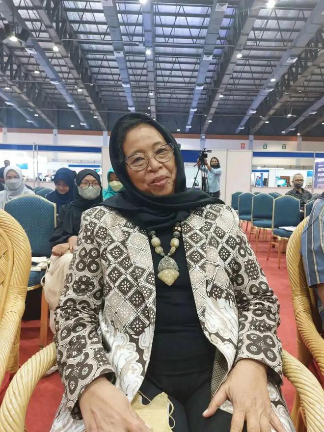 社科文献出版社印尼文版新书发布会暨“‘全球发展倡议’与中印尼合作前景”出版论坛在雅加达隆重举行 社科文献出版社印尼文版新书发布会暨“‘全球发展倡议’与中印尼合作前景”出版论坛在雅加达隆重举行