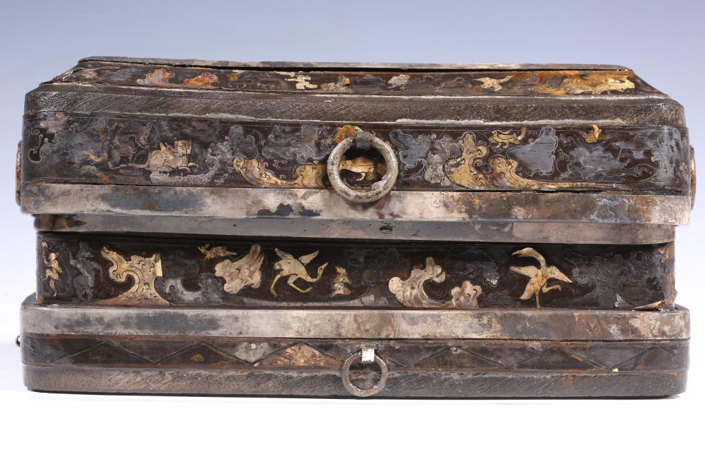 中国大美漆艺！来看2000多年前的海昏侯墓龙纹漆盘