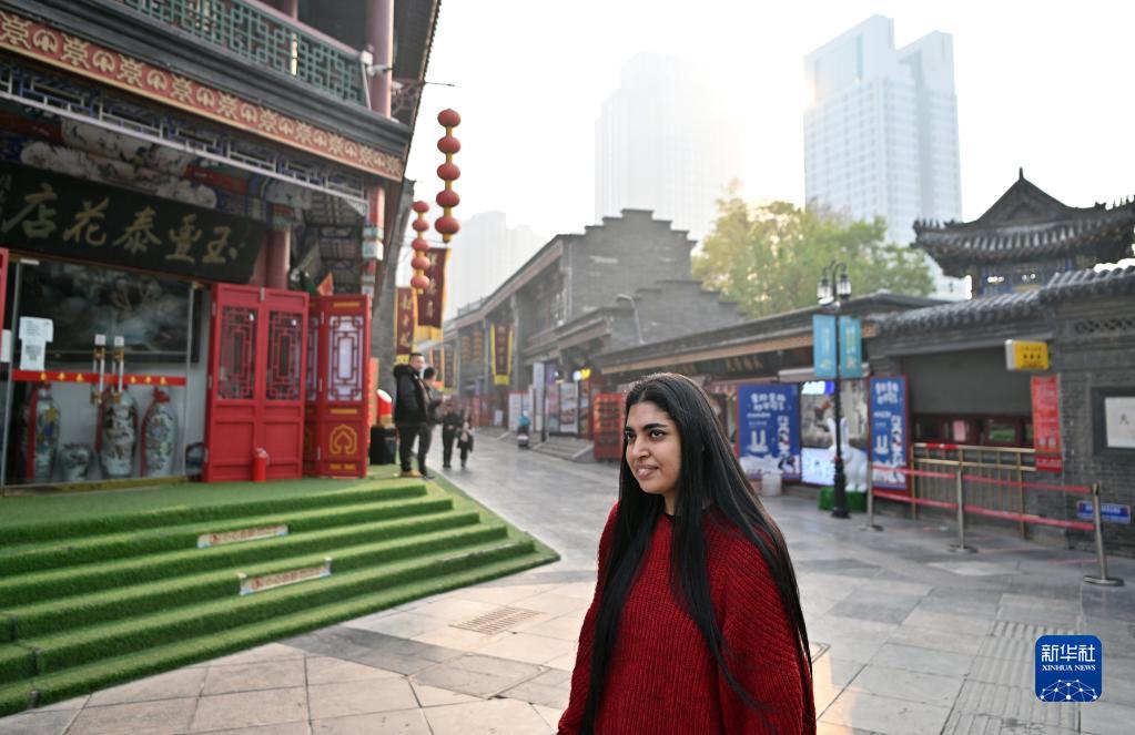 印度女孩画笔下的中国情