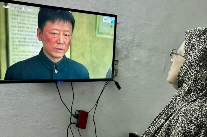《山海情》阿语版海外首播 将中国脱贫故事讲给全世界