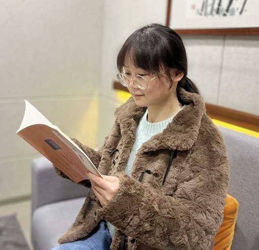 “索道于当世者，莫良于典”——上海交大人文学子共读《博览群书》