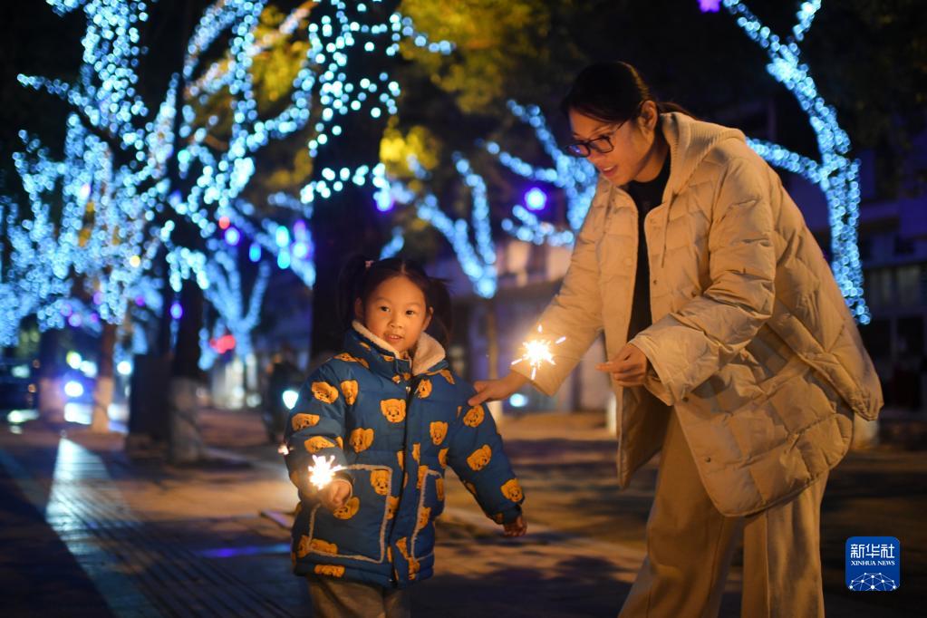 诗意中国——爆竹声中一岁除