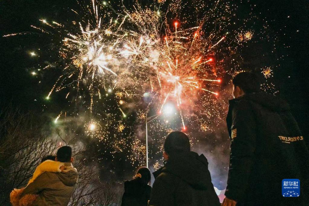 诗意中国——爆竹声中一岁除