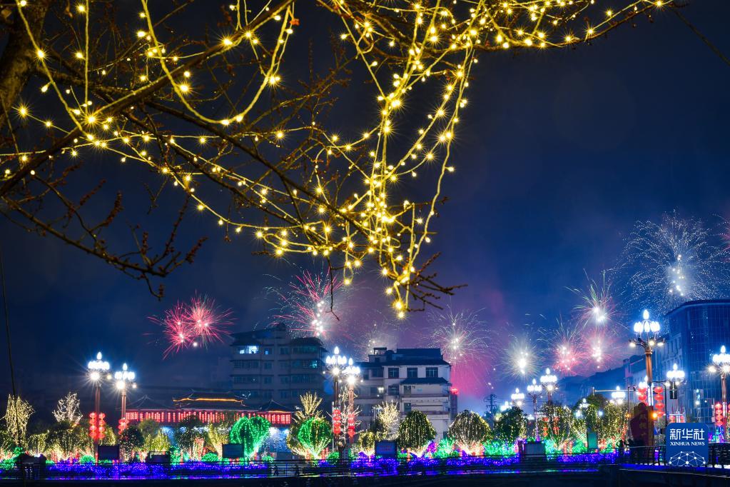 诗意中国——爆竹声中一岁除