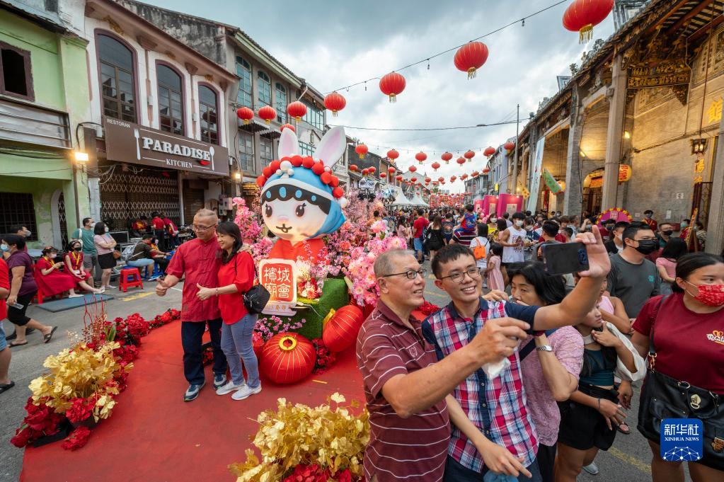 通讯：在马来西亚槟城庙会感受中华文化的海外传承 _光明网