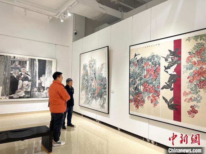 全国109位青年教师的中国画作品在重庆展出