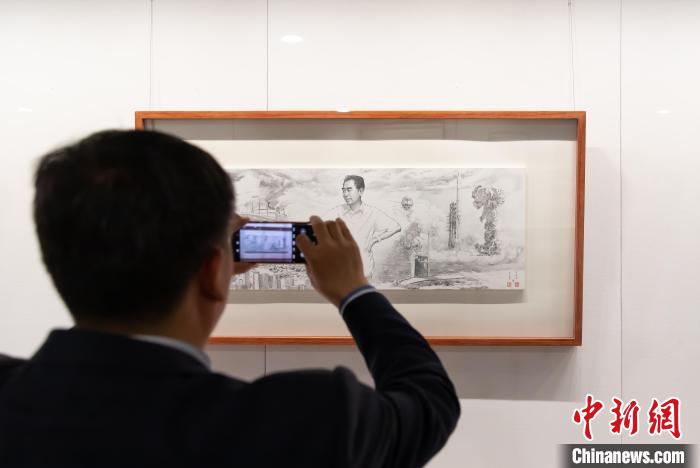 “丹心谱”绘画作品展在周恩来邓颖超纪念馆开幕