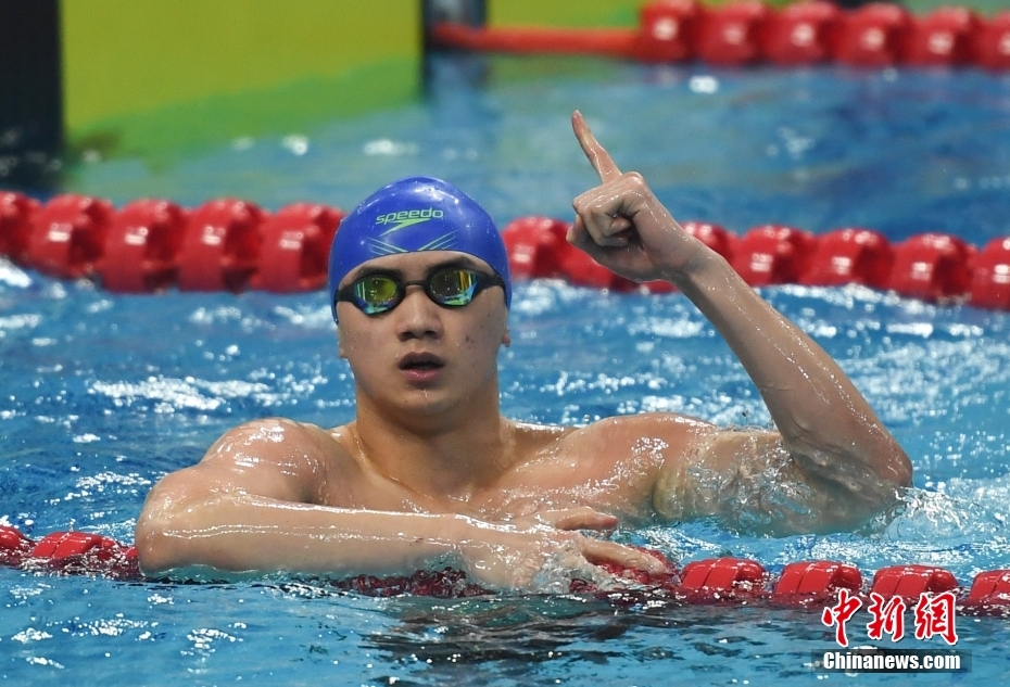 全国游泳冠军赛：男子200米蝶泳陈俊儿破全国纪录