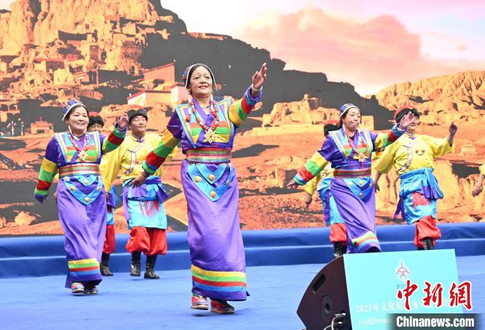 2023年西藏文化馆服务宣传周启动 含唐卡培训、藏族面具制作项目