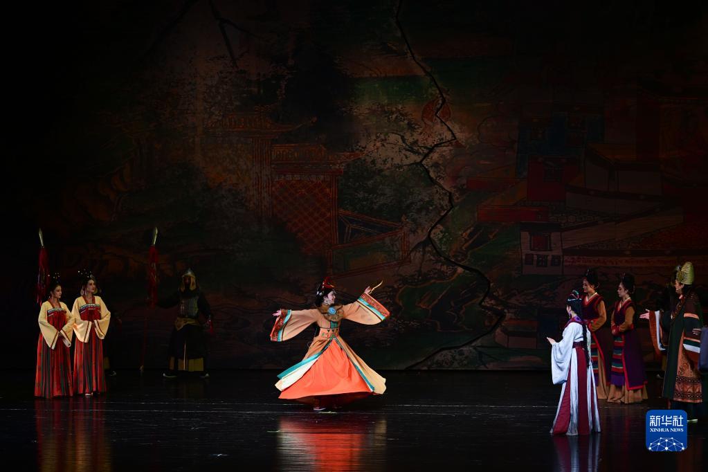 大型藏戏《金城公主》在青海西宁首演