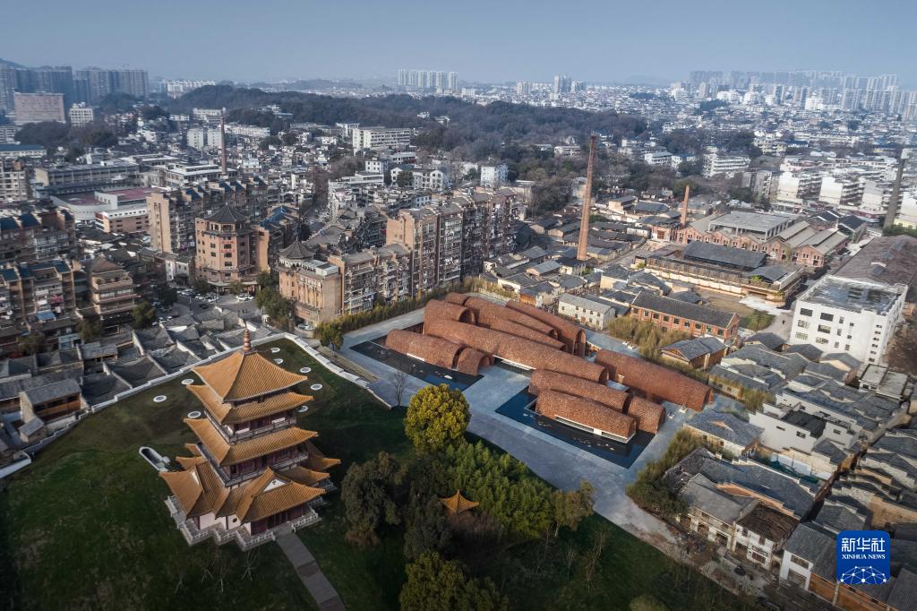 新华全媒+丨解码文化自信的城市样本丨景德镇：工业遗存之上，城市活起来