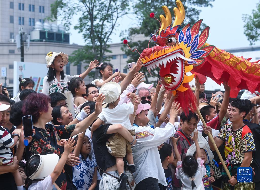 多彩活动过端午